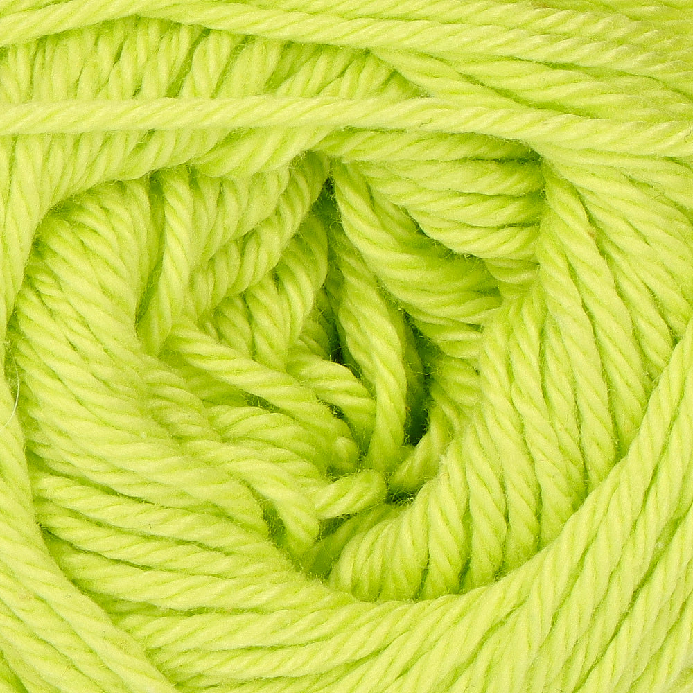 Yarn and Colors Must-have 084 Pistachio (2)