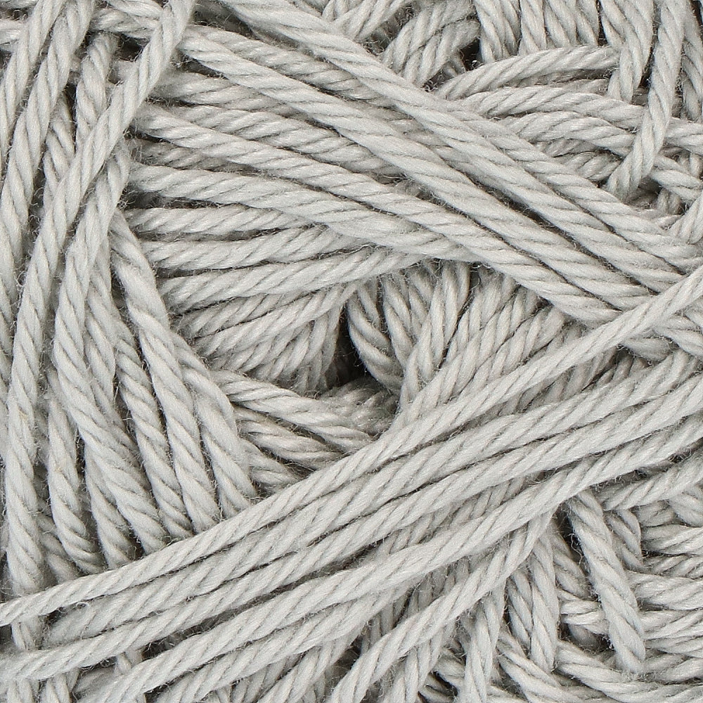 Yarn and Colors Must-have 093 Cold Green (2)