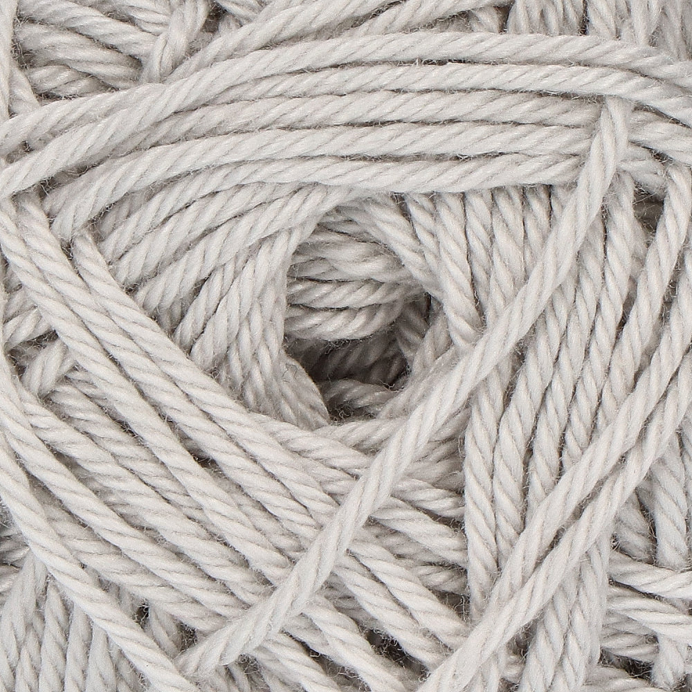 Yarn and Colors Must-have 094 Silver (2)