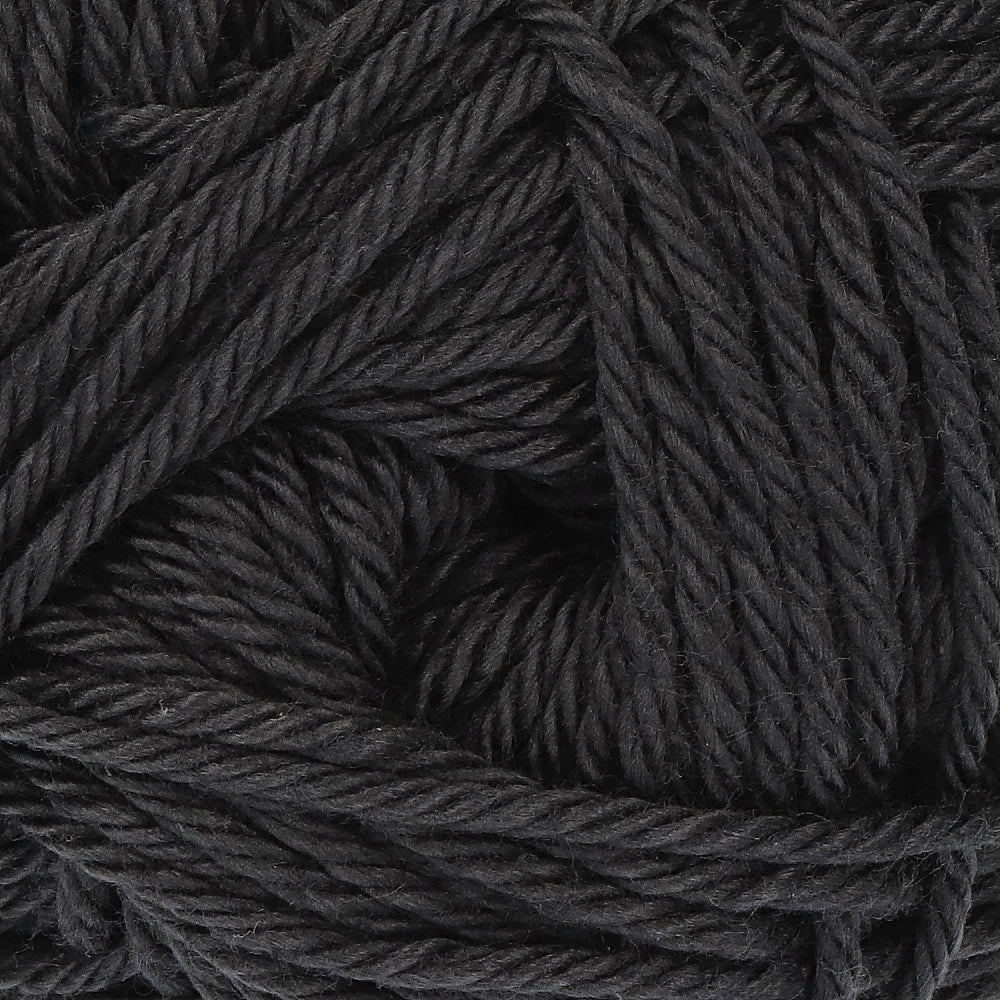 Yarn and Colors Must-have 099 Anthracite (2)