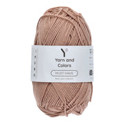 Yarn and Colors Must-have 105 Oak - bol garen in deze kleur