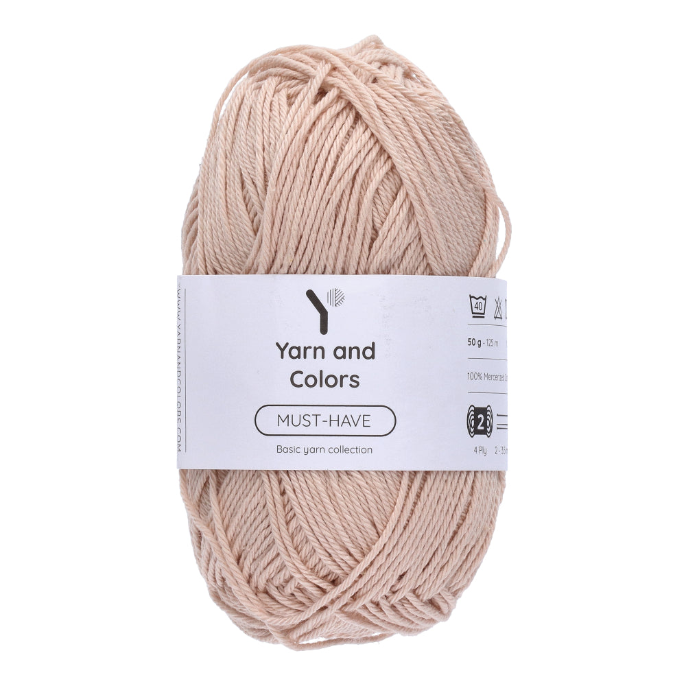 Yarn and Colors Must-have 111 Rose Quartz - bol garen in deze kleur