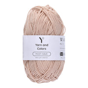 Yarn and Colors Must-have 111 Rose Quartz - bol garen in deze kleur