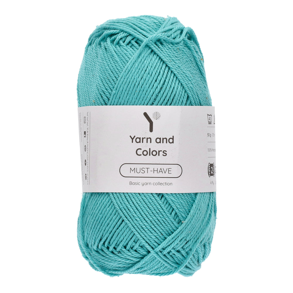 Yarn and Colors Must-have 120 Spearmint - bol garen in deze kleur