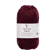 Yarn and Colors Must-have 132 Bordeaux - bol garen in deze kleur