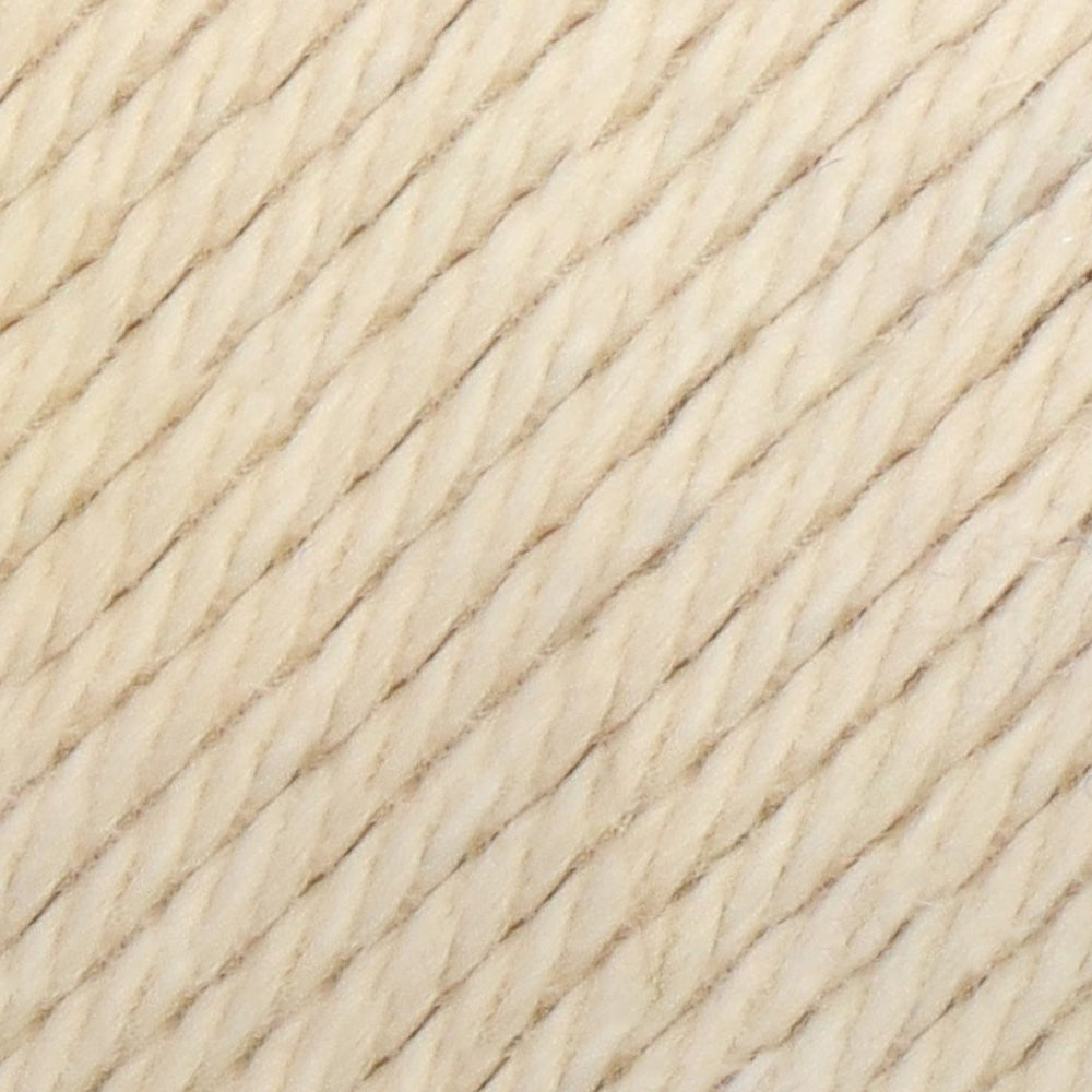 Must have minis ecru — gemaakt met Yarn and Colors Must-have Minis