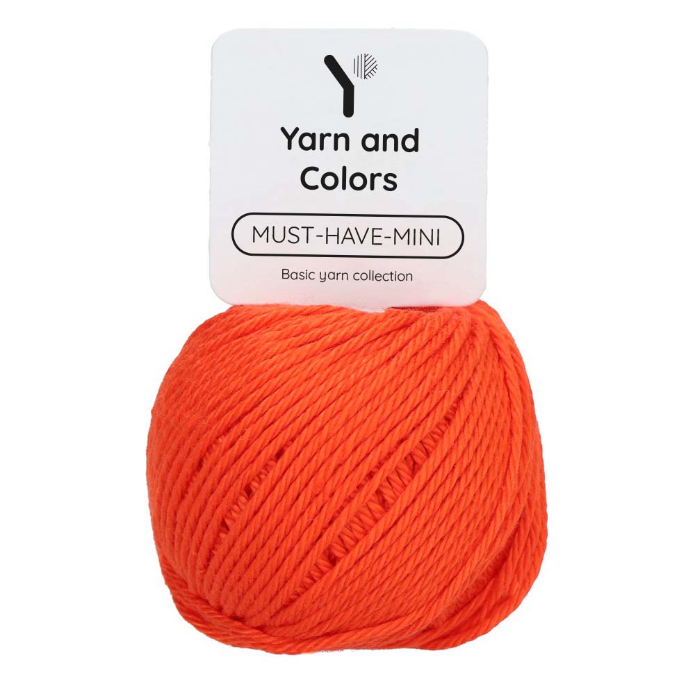 Yarn and Colors Must-have Minis 022 Fiery Orange - bol garen in deze kleur