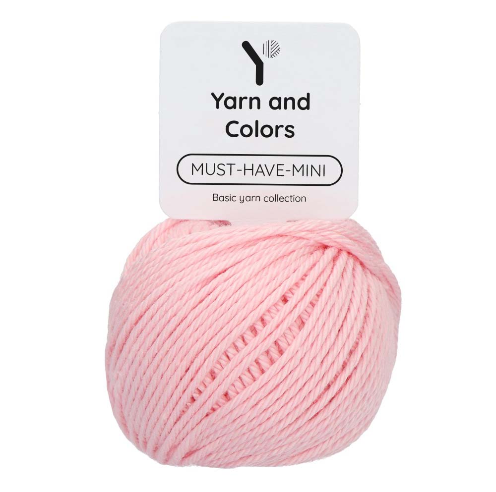 Yarn and Colors Must-have Minis 046 Pastel Pink - bol garen in deze kleur