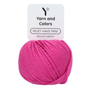 Yarn and Colors Must-have Minis 049 Fuchsia - bol garen in deze kleur