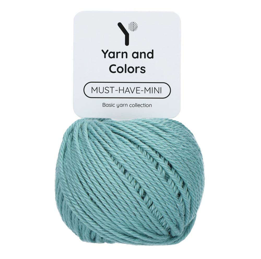 Yarn and Colors Must-have Minis 072 Glass - bol garen in deze kleur