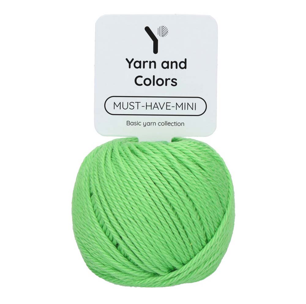 Yarn and Colors Must-have Minis 082 Grass - bol garen in deze kleur