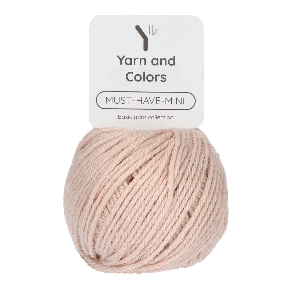 Yarn and Colors Must-have Minis 103 Blush - bol garen in deze kleur