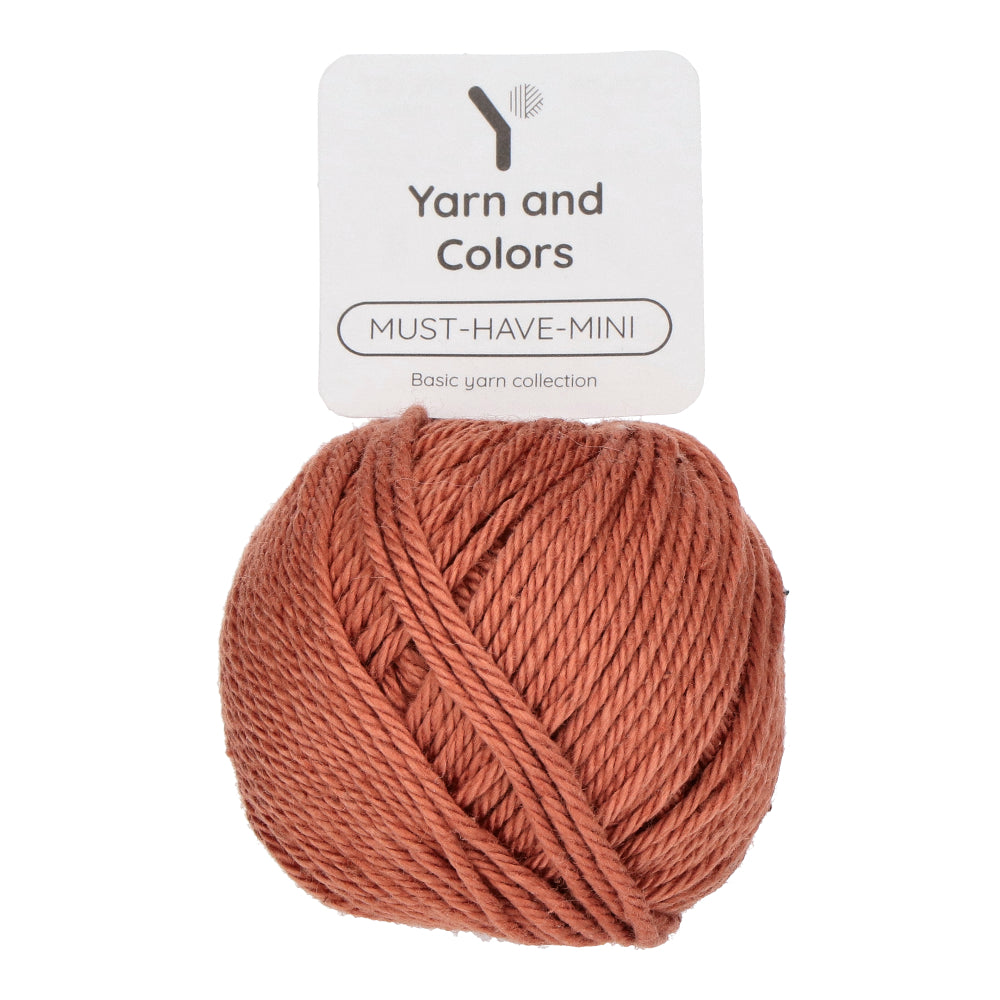 Yarn and Colors Must-have Minis 110 Caramel - bol garen in deze kleur