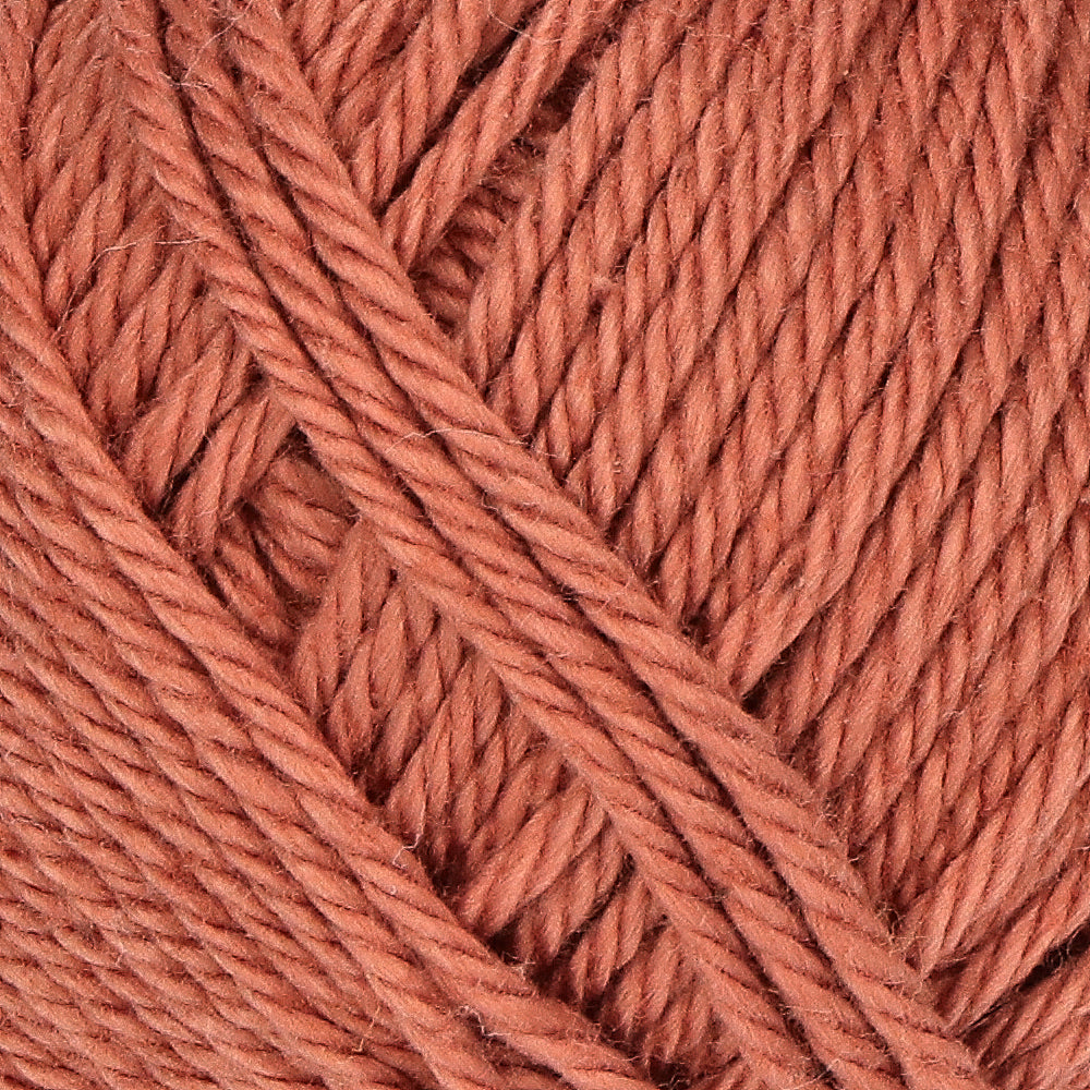 Yarn and Colors Must-have Minis 110 Caramel (2)