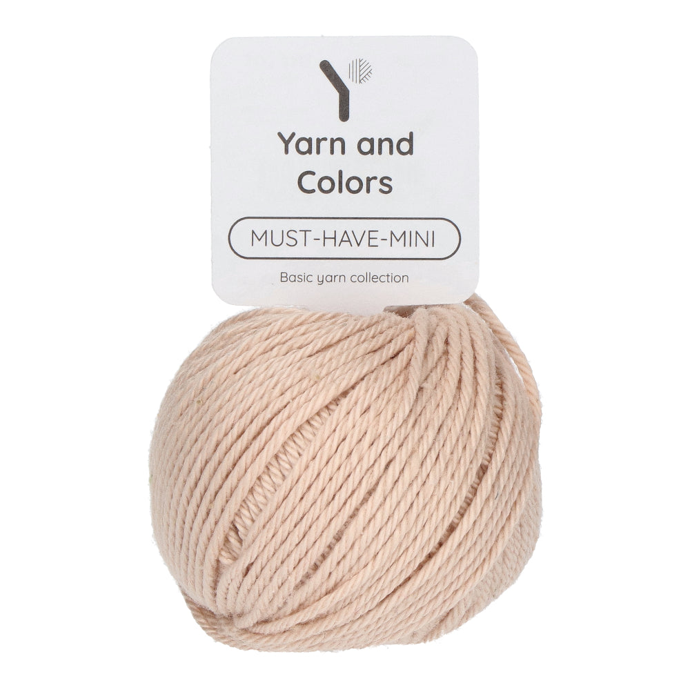Yarn and Colors Must-have Minis 111 Rose Quartz - bol garen in deze kleur
