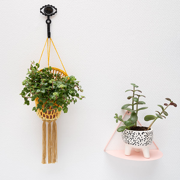 Yarn and Colors Must-Have Plant Holder Haakpakket
