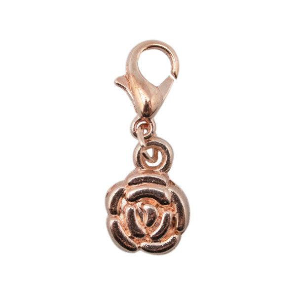 Yarn and colors charm rose rose — gemaakt met Yarn and Colors Rose Charm