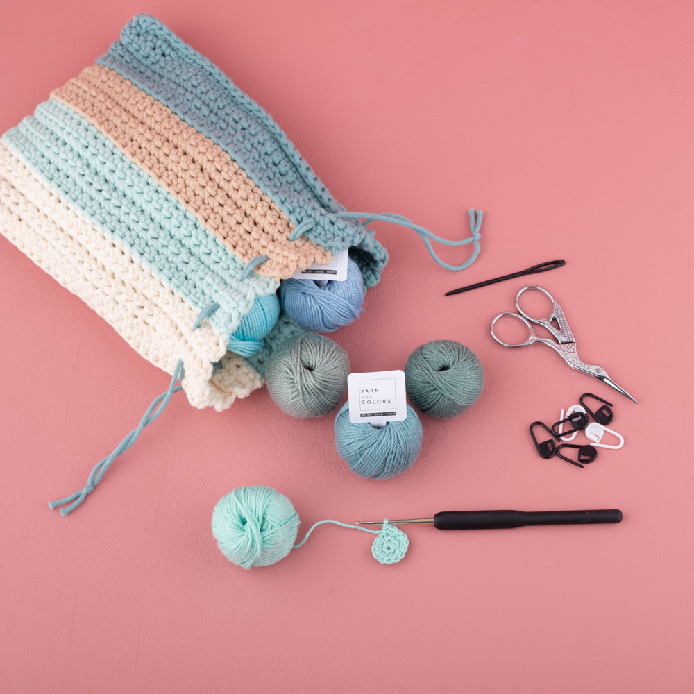 Ruffle pouch — gemaakt met Yarn and Colors Ruffle Pouch Haakpakket (2)