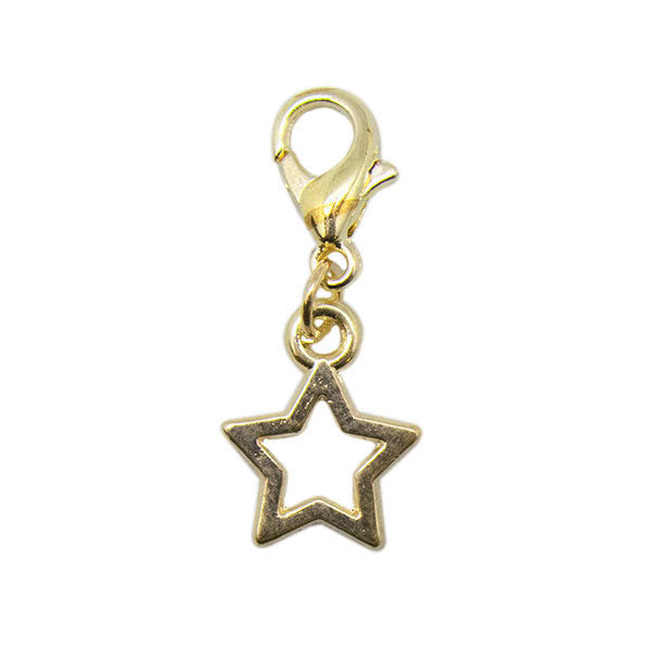 Yarn and colors charm goud star — gemaakt met Yarn and Colors Star Charm