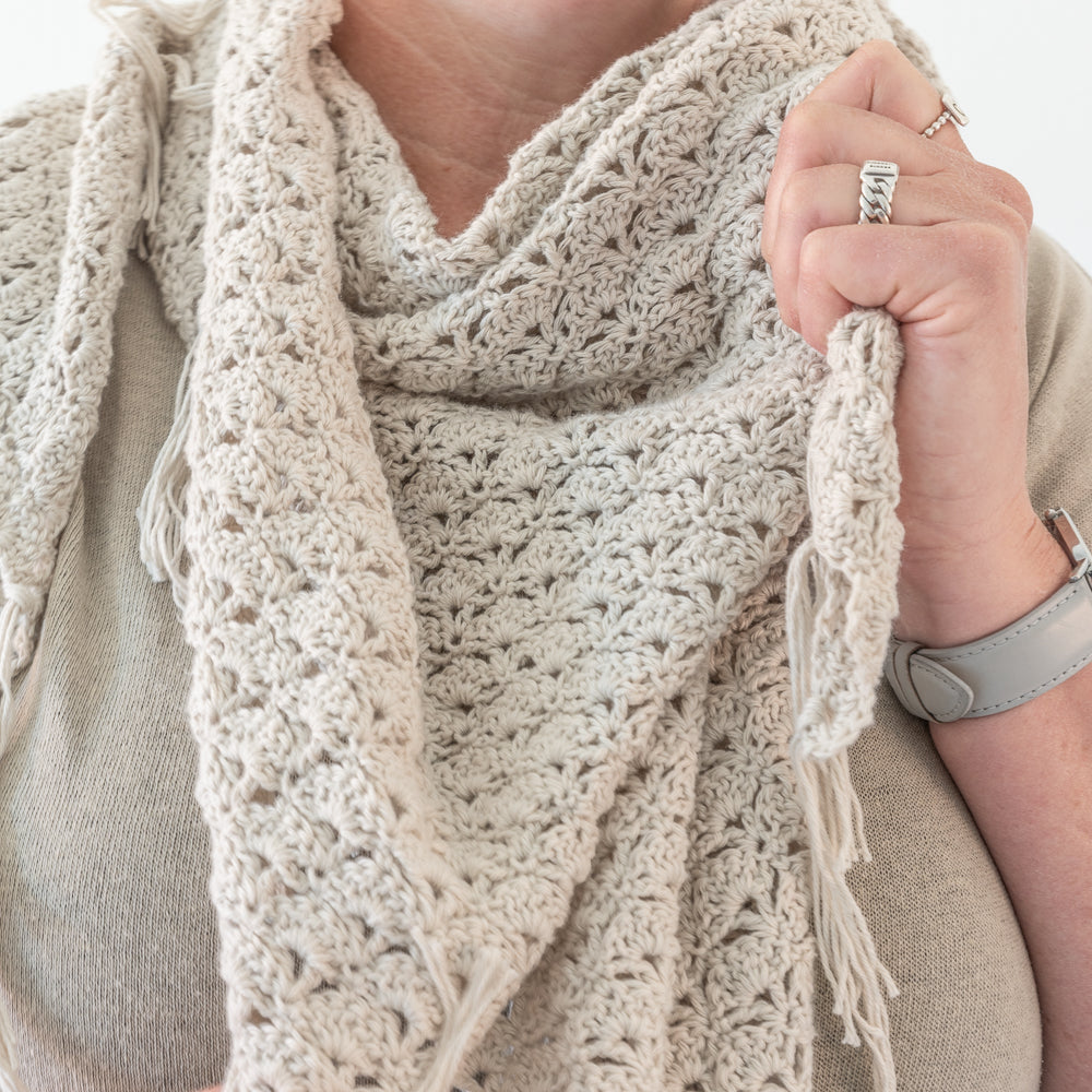 Its wrap — gemaakt met Yarn and Colors Summer in the City Patronen Bundle
