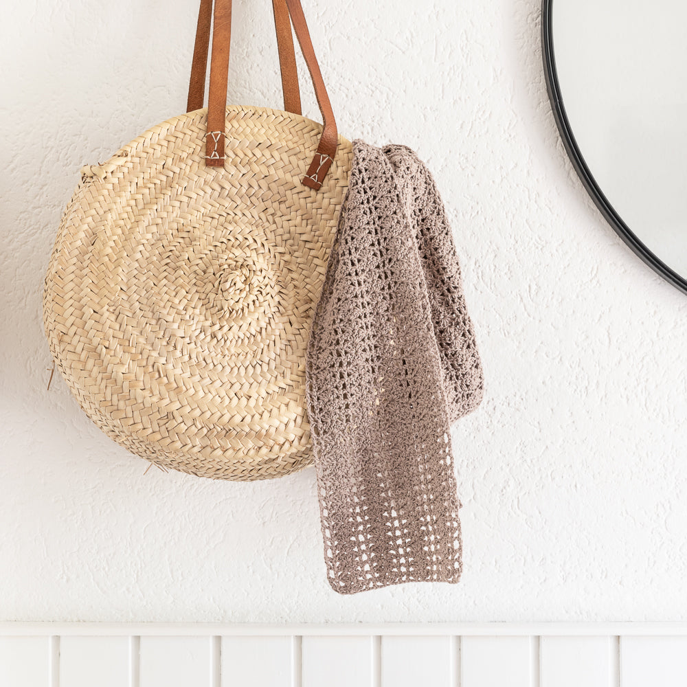 Its scarf — gemaakt met Yarn and Colors Summer in the City Patronen Bundle