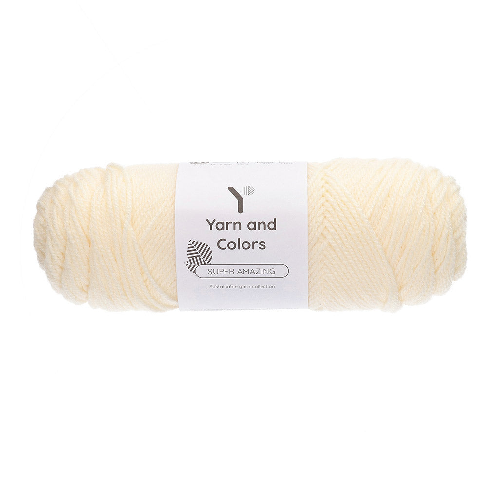 Yarn and Colors Super Amazing 002 Cream - bol garen in deze kleur