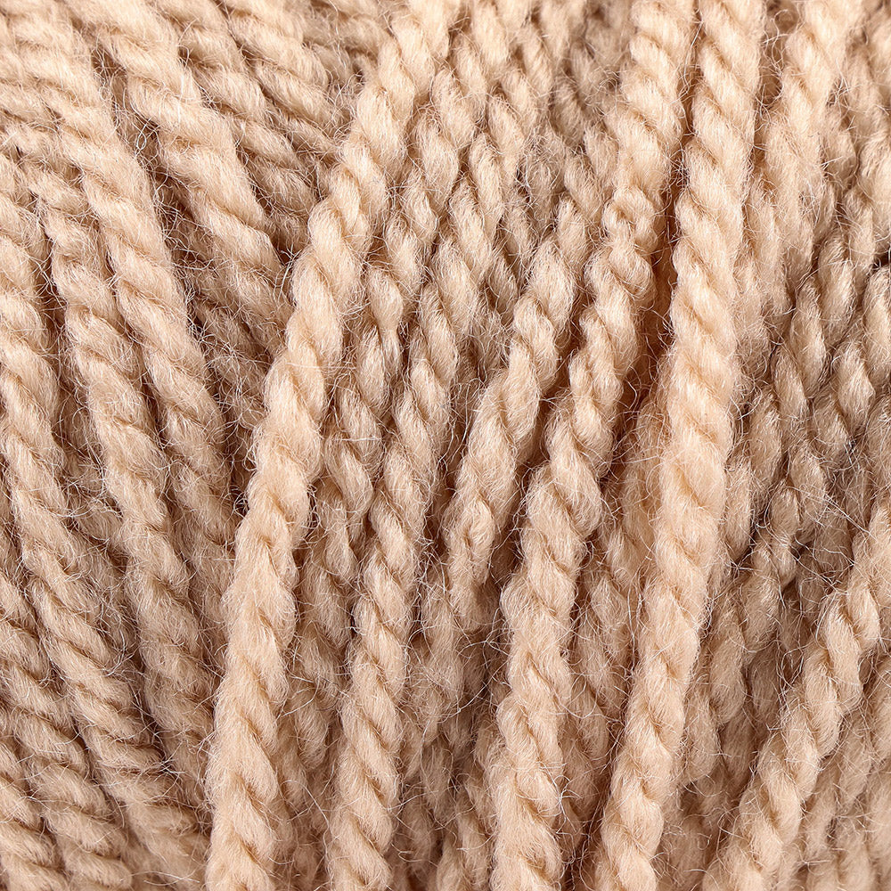 Yarn and Colors Super Amazing 009 Limestone - detail van het garen