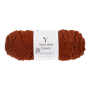 Yarn and Colors Super Amazing 024 Chestnut - bol garen in deze kleur