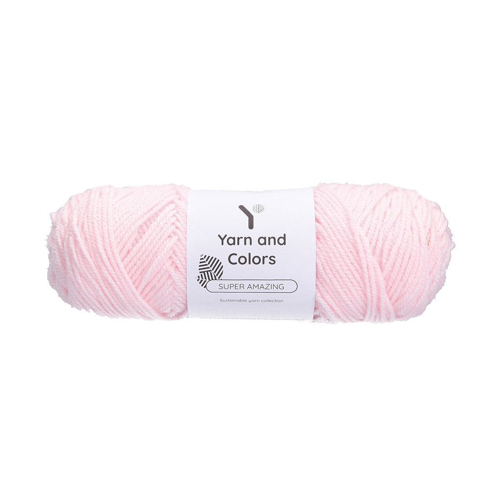 Yarn and Colors Super Amazing 044 Light Pink - bol garen in deze kleur