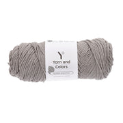 Yarn and Colors Super Amazing 096 Shark Grey - bol garen in deze kleur