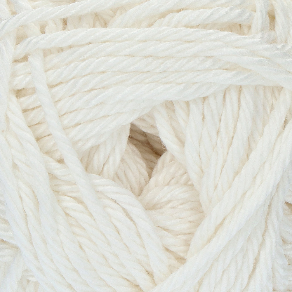 Yarn and Colors Super Must-have 001 White (2)