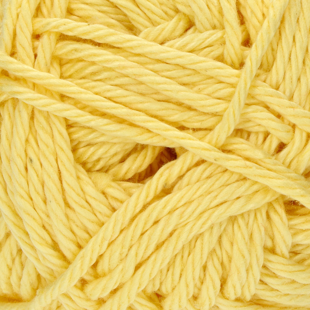 Yarn and Colors Super Must-have 011 Golden Glow (2)
