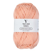 Yarn and Colors Super Must-have 042 Peach - bol garen in deze kleur