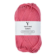 Yarn and Colors Super Must-have 048 Antique Pink - bol garen in deze kleur