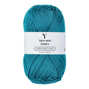 Yarn and Colors Super Must-have 070 Petroleum - bol garen in deze kleur