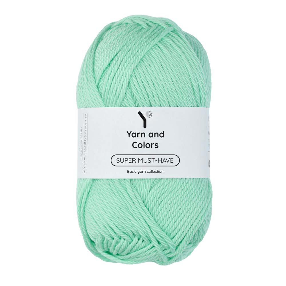 Yarn and Colors Super Must-have 075 Green Ice - bol garen in deze kleur