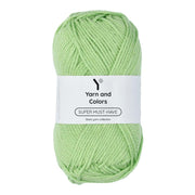 Yarn and Colors Super Must-have 081 Lettuce - bol garen in deze kleur