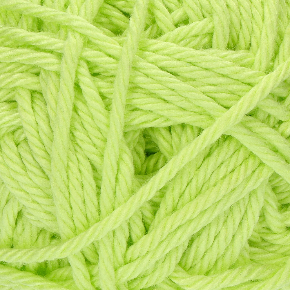 Yarn and Colors Super Must-have 084 Pistachio (2)