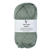 Yarn and Colors Super Must-have 092 Pea Green - bol garen in deze kleur
