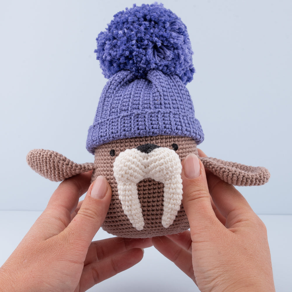 Wally walrus — gemaakt met Yarn and Colors Wally the Walrus Haakpatroon (2)