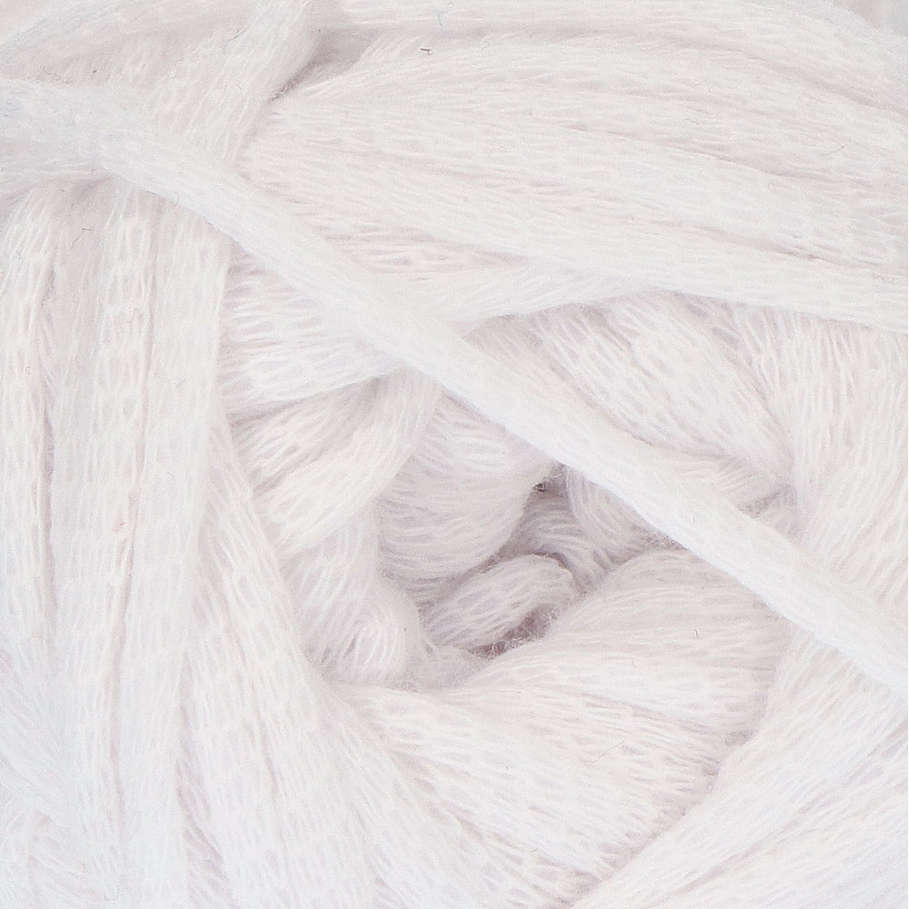 Yarn and Colors Zen 001 White (2)