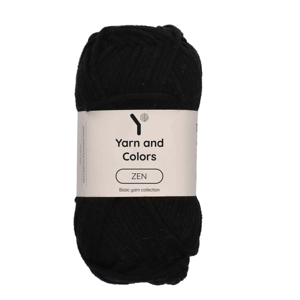 Yarn and Colors Zen 100 Black - bol garen in deze kleur