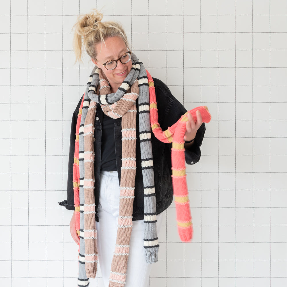 Striped scarf — gemaakt met Yarn and Colors Zen on the Go Patronen Bundle