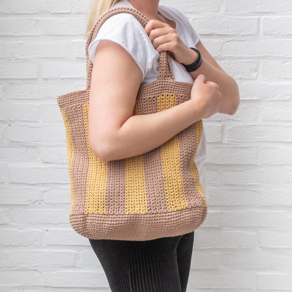 Striped tote bag — gemaakt met Yarn and Colors Zen on the Go Patronen Bundle