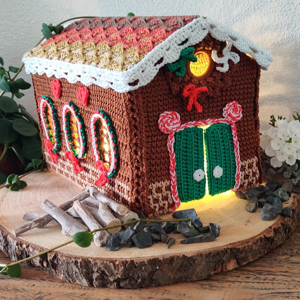 Zomer & Winter Peperkoekhuisje Haakpakket (3)
