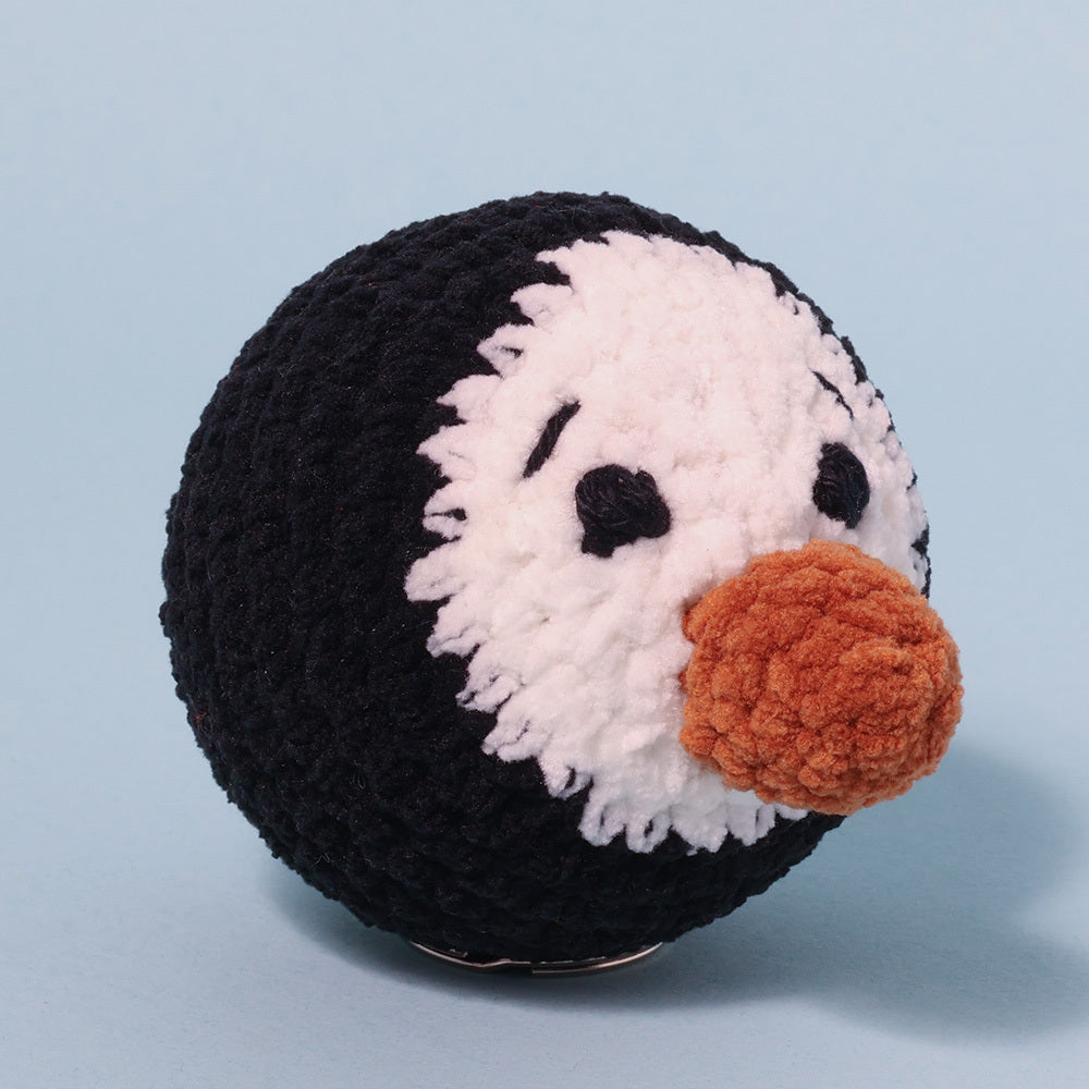 Pinguin berenschattig — gemaakt met Zooballs – Berenschattig haakboek YarnZoo